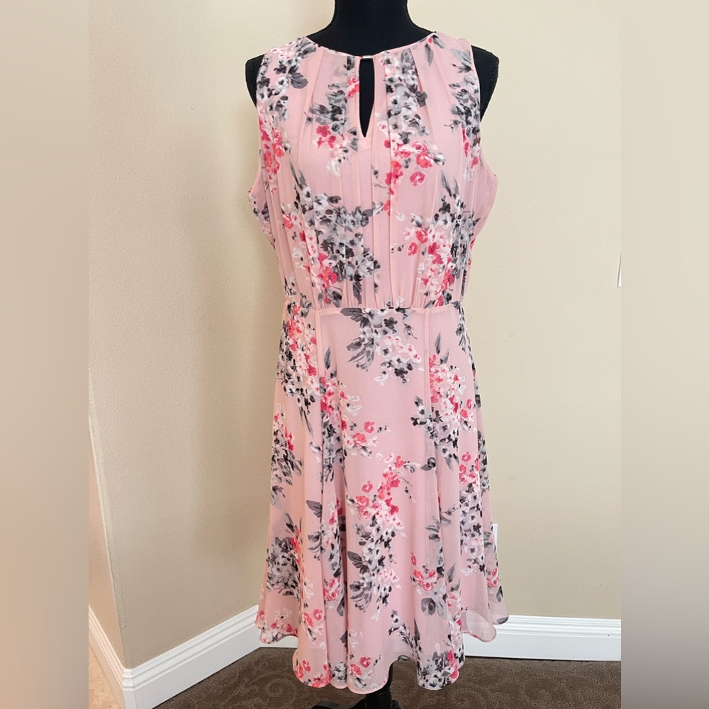 Sleeveless Floral Dress